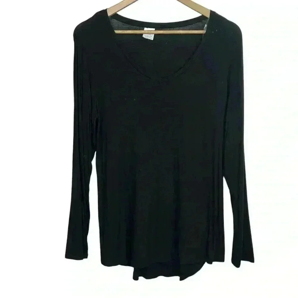 Time and Tru Maternity Black Long Sleeve | Size Medium